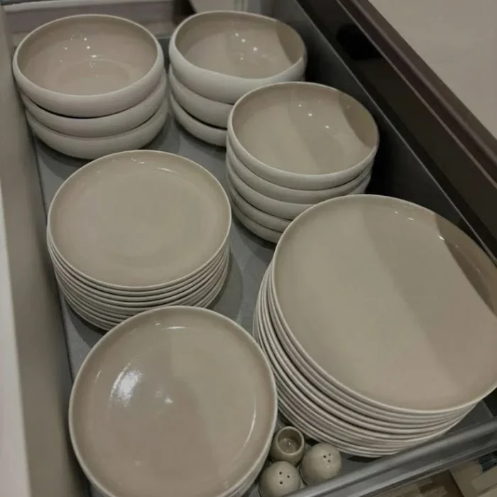 Cream Ceramic Dinnerware Set in Drawer
