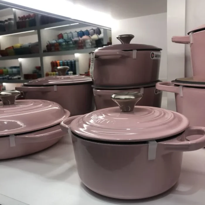 Dusty Pink Enamel Cookware Pots Set
