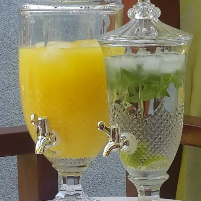 Glass Beverage Drink Dispenser Pair with Taps