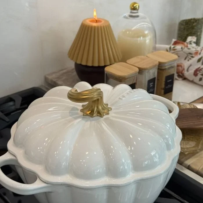 White Ceramic Pumpkin Dutch Oven Pot